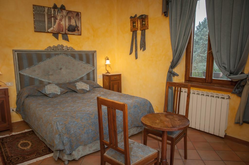 Residenza Il Palazzo Apartment Castiglione del Lago Ruang foto