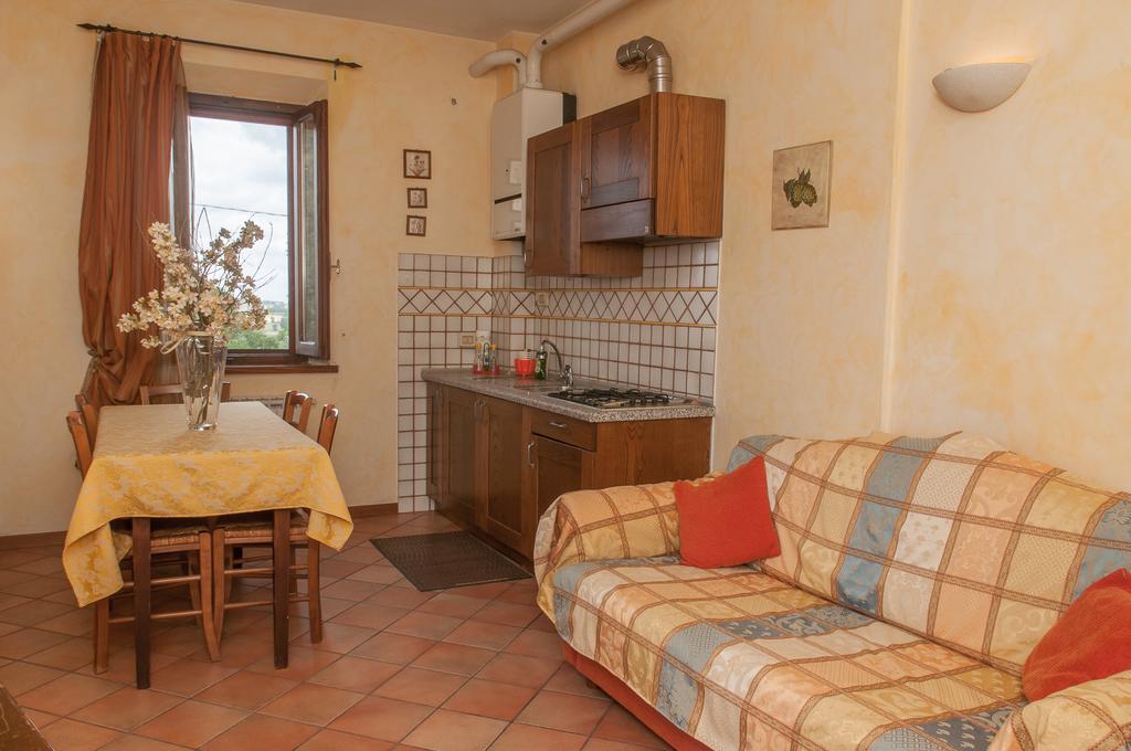 Residenza Il Palazzo Apartment Castiglione del Lago Ruang foto